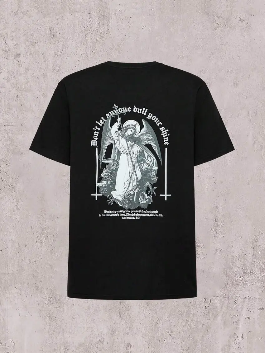 czarny t-shirt nadruk