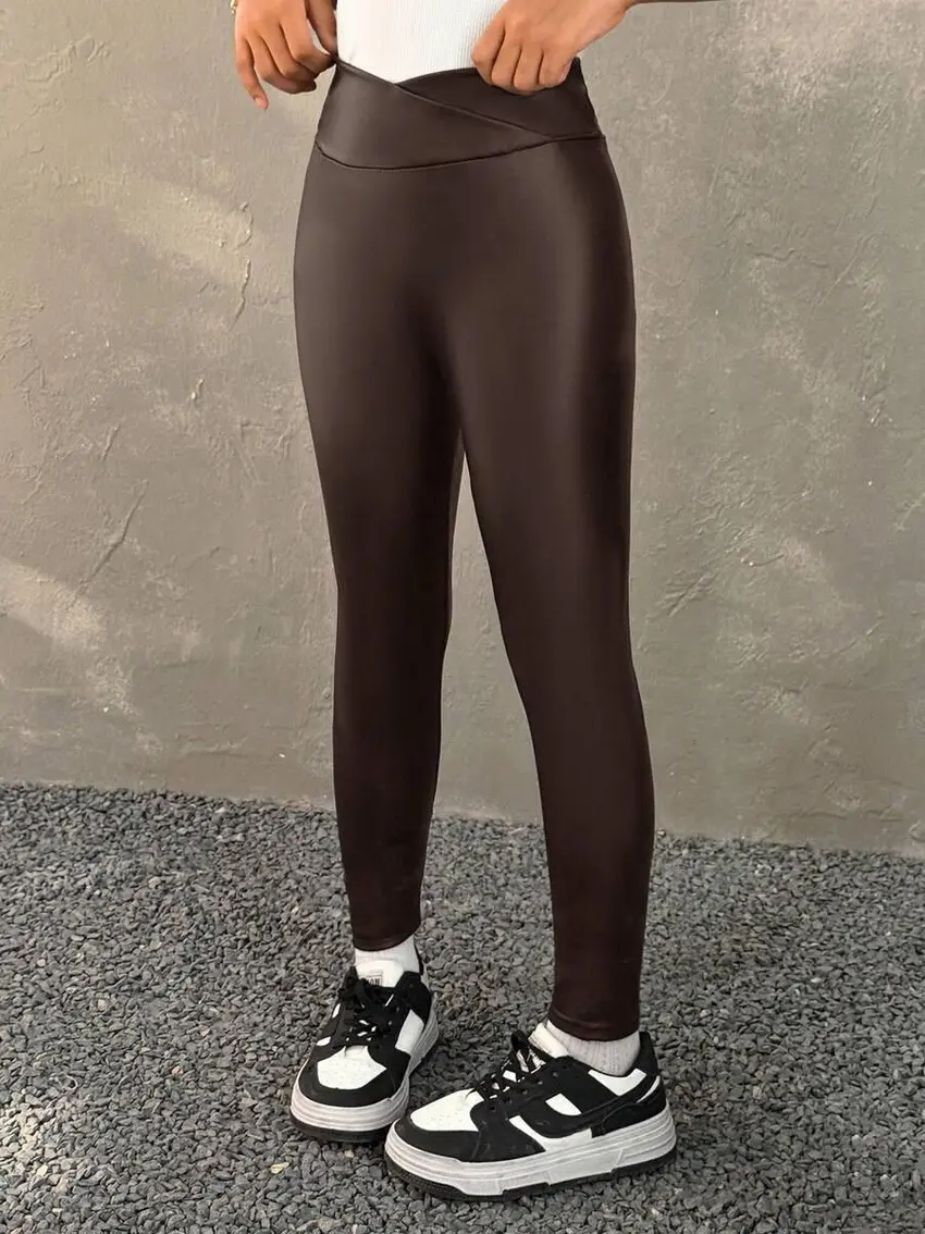 BRĄZOWE KLASYCZNE LEGGINSY