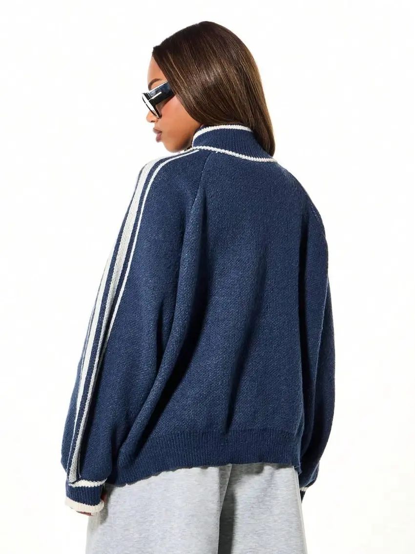 sweter zamek kontrast