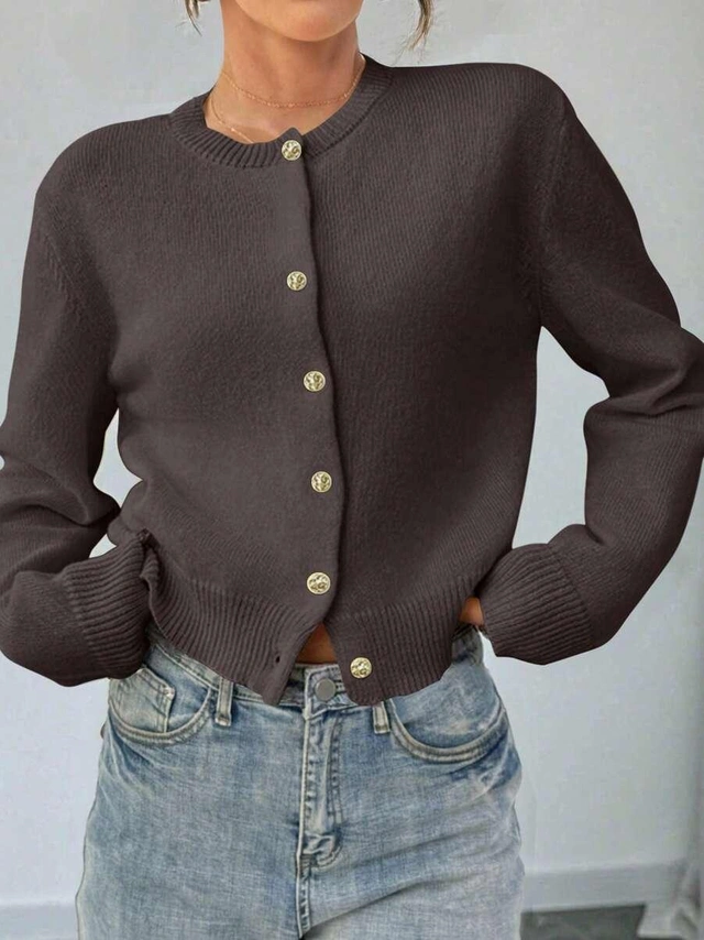 brązowy sweter guziki