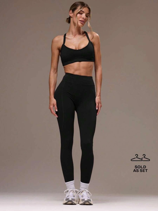 czarny top legginsy komplet
