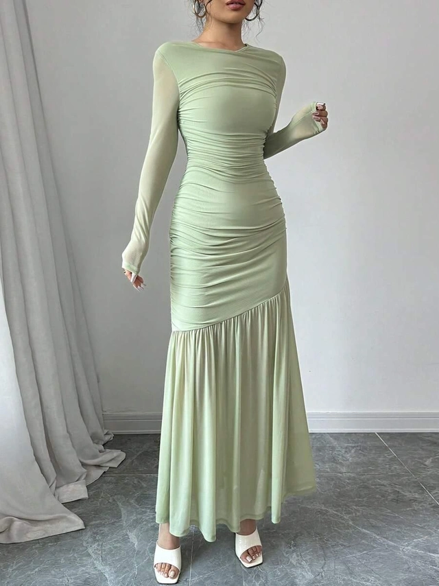 zielona sukienka maxi