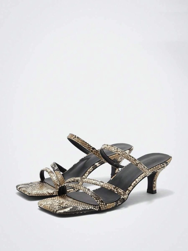klapki obcas animal print