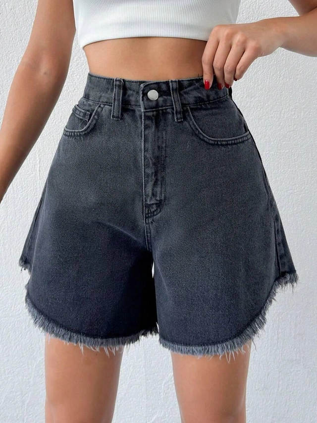 CZARNE SPODENKI JEANS