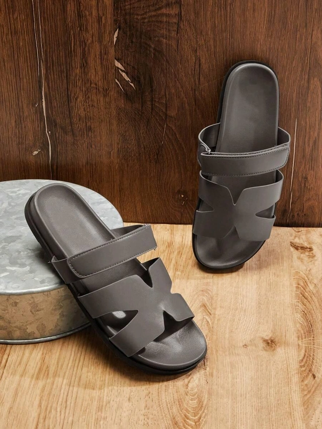 SZARE KLAPKI CASUAL