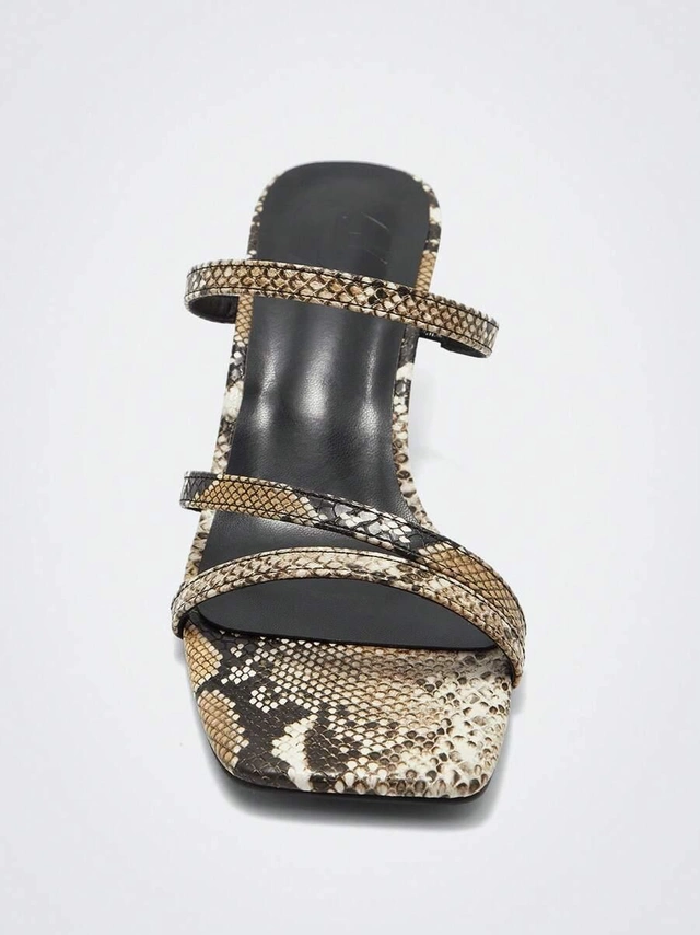 klapki obcas animal print